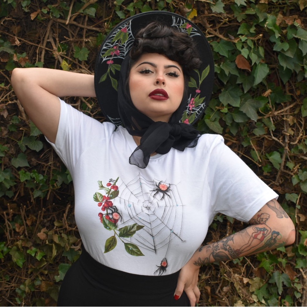 Peppermint Spiderweb Unisex Holiday Tee